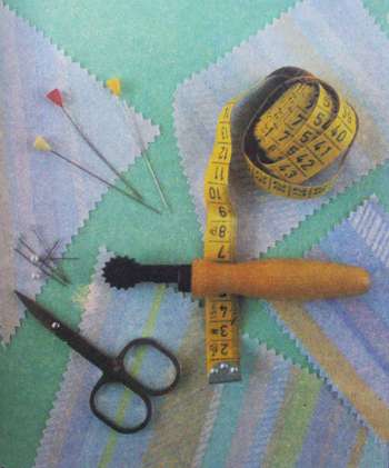 Инструменты и принадлежности для вышивания